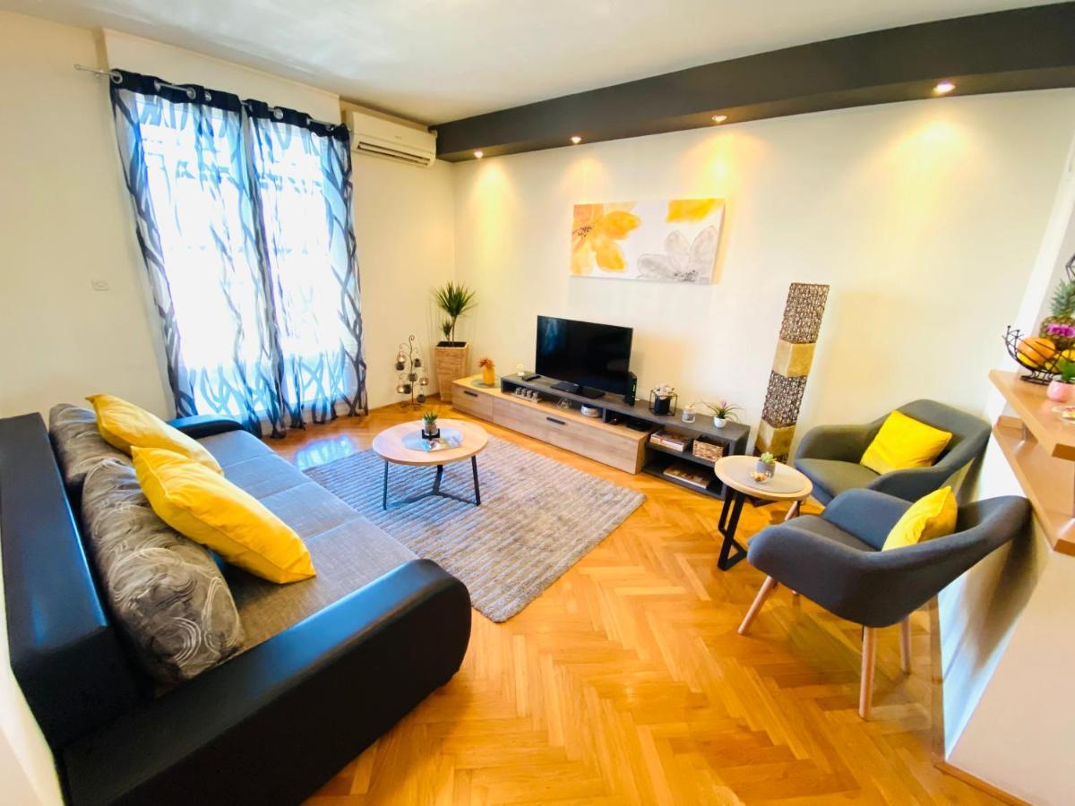 Apartment Lucija สปลิท ภายนอก รูปภาพ